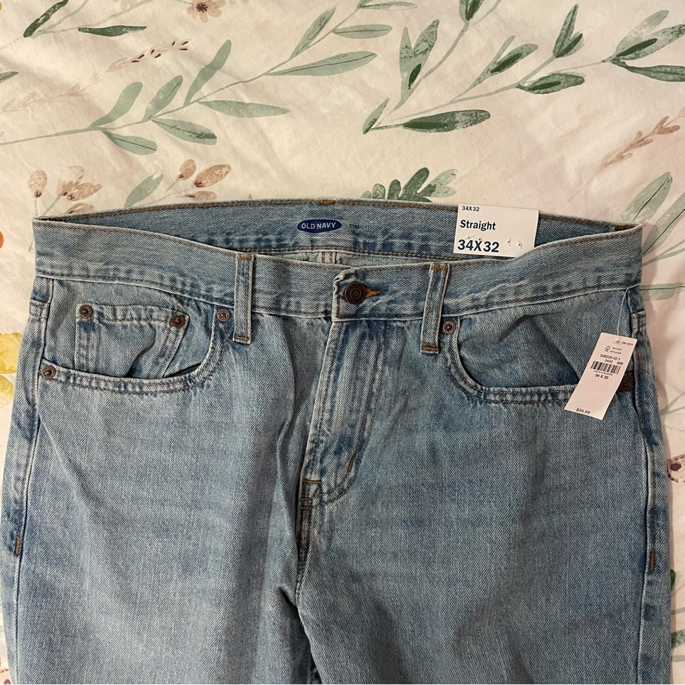 NWT Old Navy men’s straight jeans, 34/32